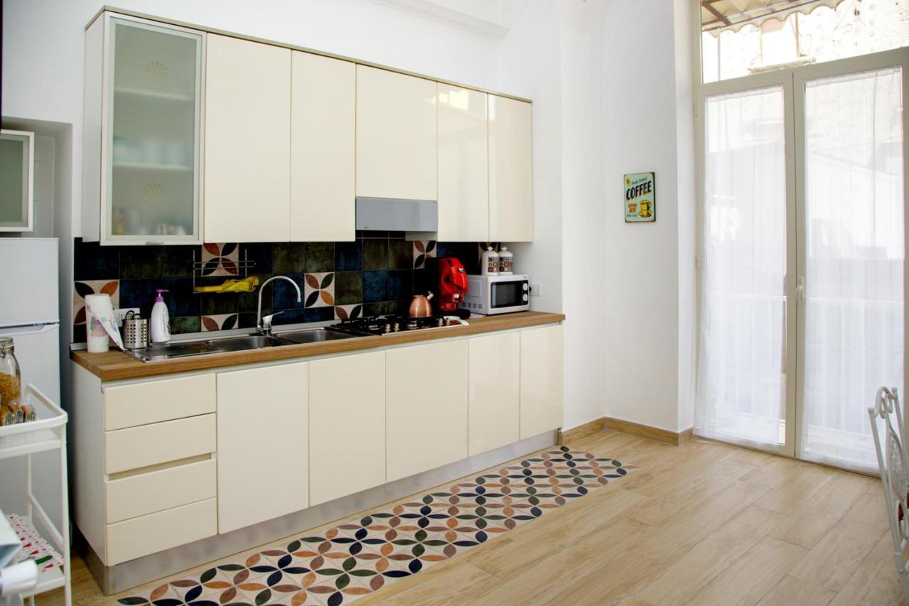 Bed and Breakfast Euplea Napoli Exterior foto